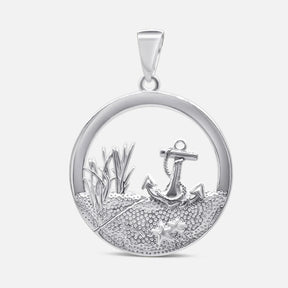 Runder Anhänger aus Silber mit Anker, Seestern und maritiven Strandmotiven.