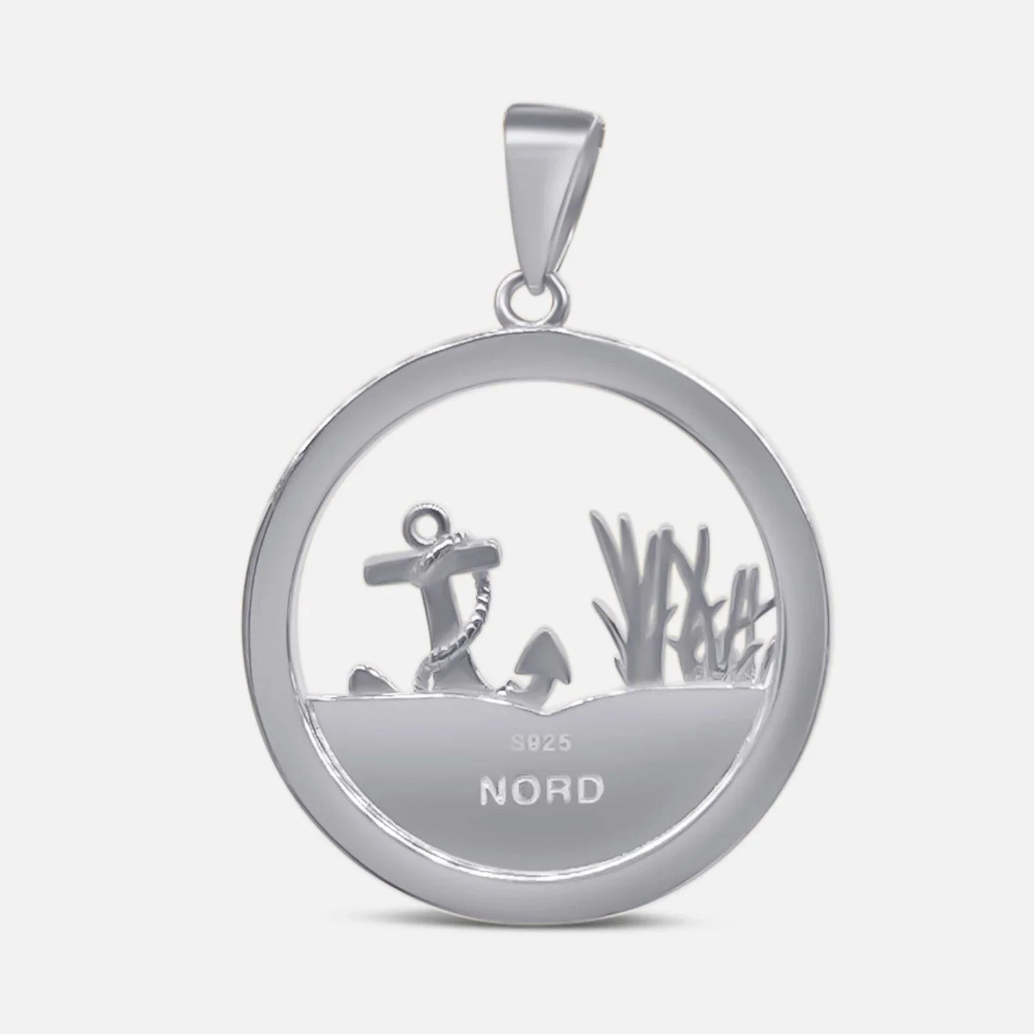 Runder Anhänger aus Silber mit Anker, Gras, Schriftzug NORD, maritimer Schmuck