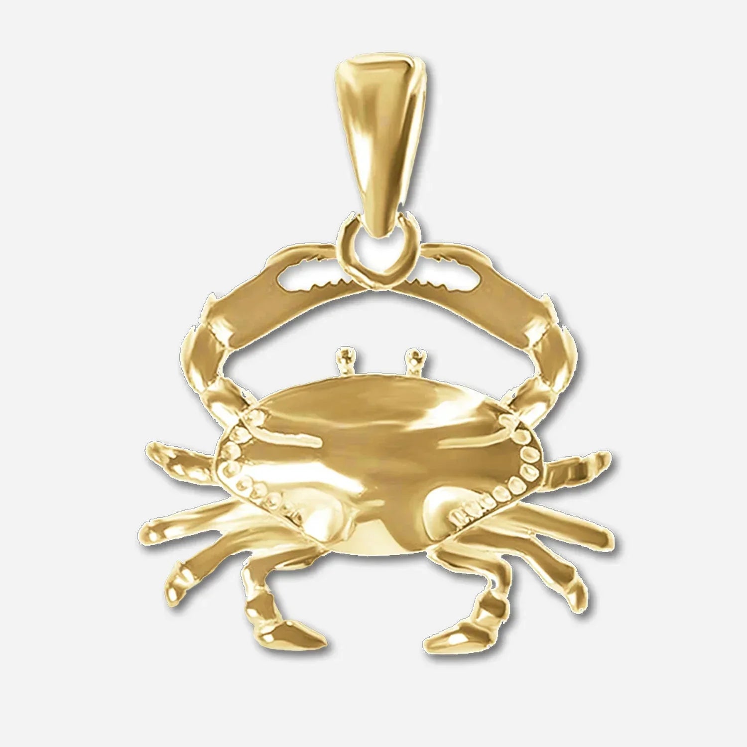 Goldener Krebsanhänger maritimer Schmuck, fein gearbeitet, für Ketten, auf weißem Hintergrund