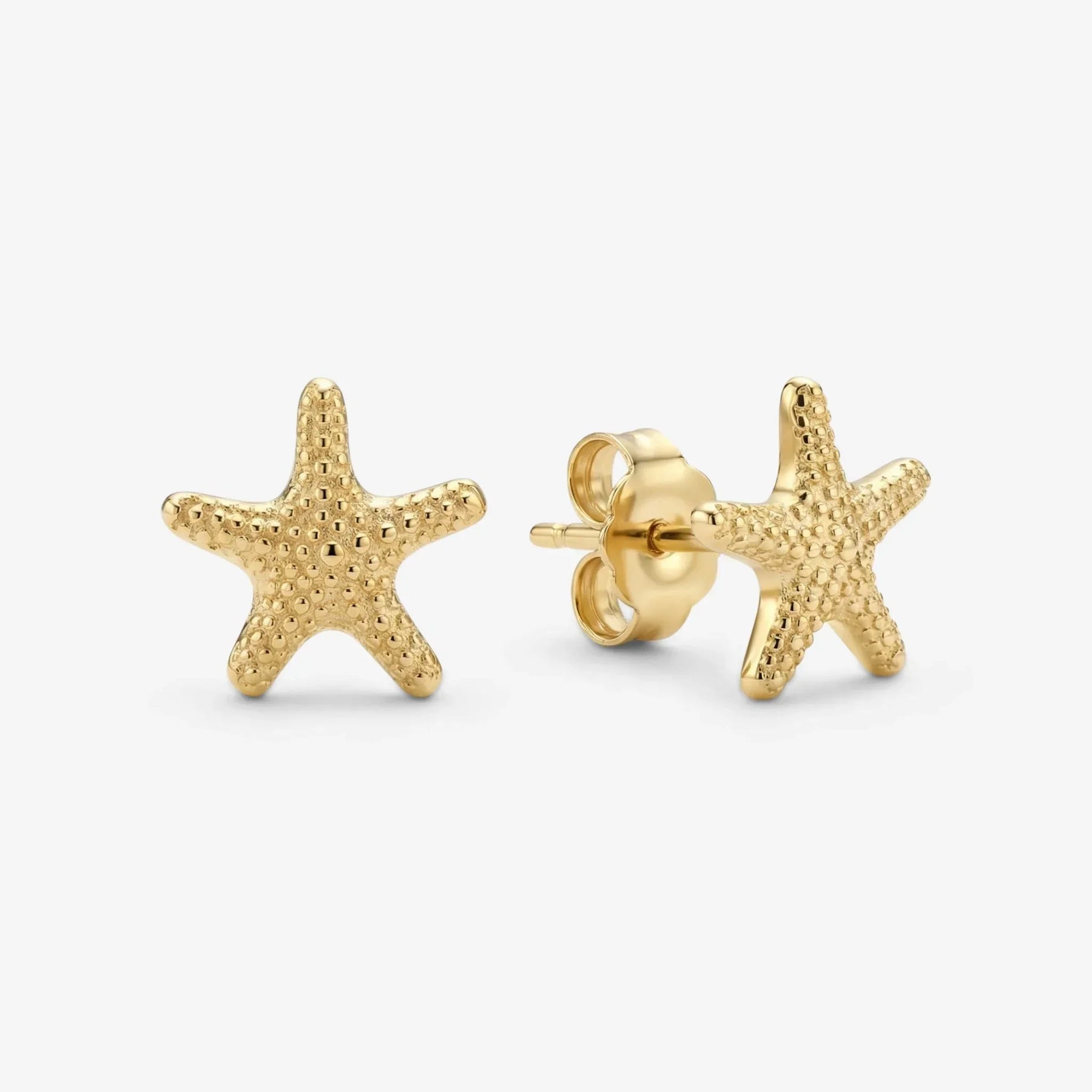 Goldene Ohrstecker in Seestern-Form, maritimer Schmuck, fein strukturiert