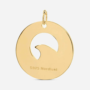 Runder goldener Anhänger mit ausgestanzter Wellenform, maritimer Schmuck